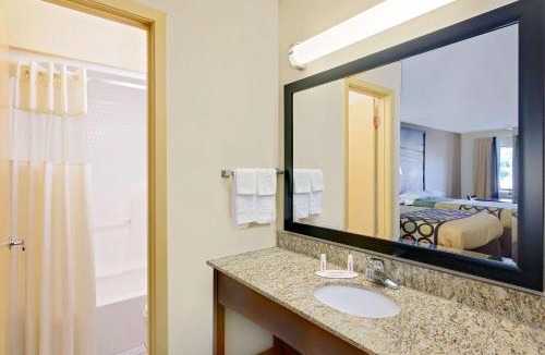 Laurel Hotel | Super 8 by Wyndham Laurel