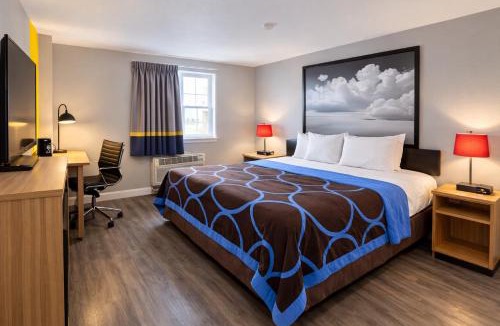 Lewiston Hotel | Super 8 by Wyndham Lewiston