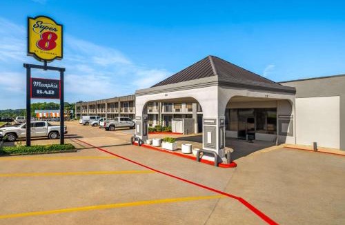 Longview Hotel | Super 8 by Wyndham Longview/North