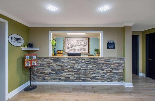 Malvern Hotel | Super 8 by Wyndham Malvern