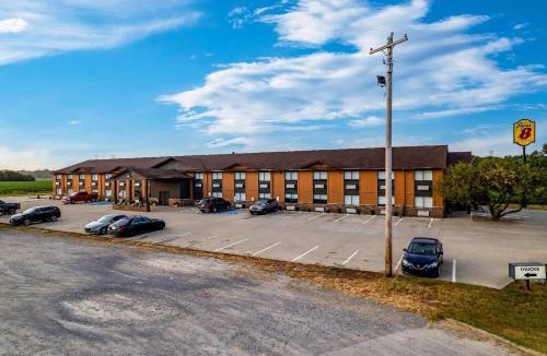 Marston Hotel | Super 8 by Wyndham Marston