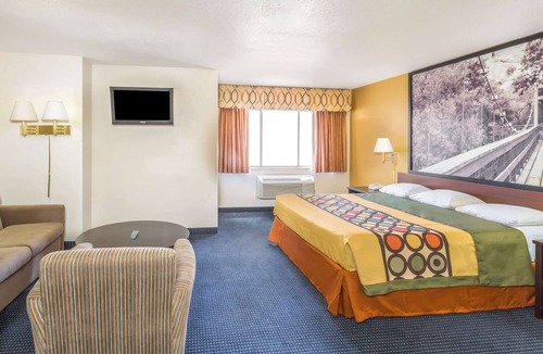 Mesa Hotel | Super 8 by Wyndham - Mesa/Gilbert