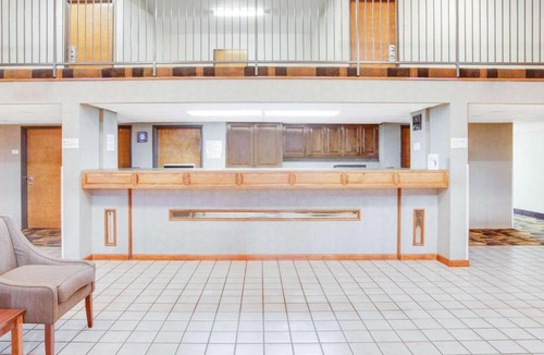 Morrilton Hotel | Super 8 by Wyndham Morrilton