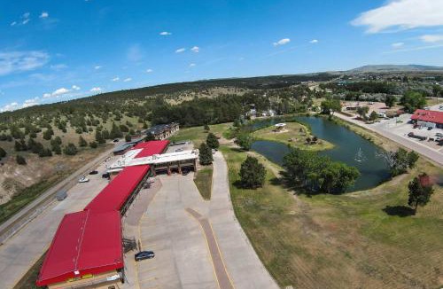 Newcastle Hotel | Super 8 by Wyndham Newcastle