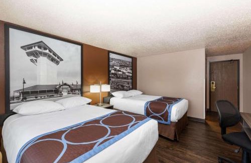 North Platte Hotel | Super 8 by Wyndham North Platte