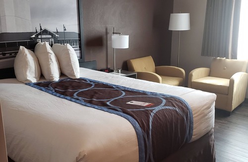 North Platte Hotel | Super 8 by Wyndham North Platte