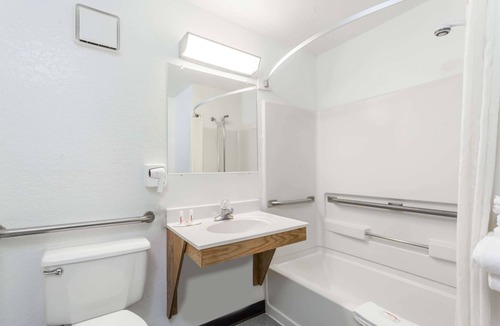 Norwich Hotel | Super 8 by Wyndham Norwich