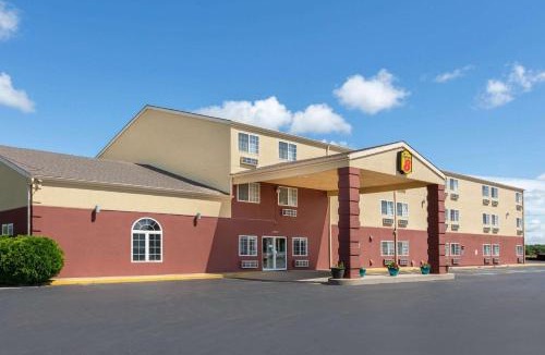 Ottawa Hotel | Super 8 by Wyndham Ottawa