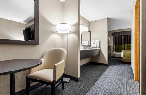 Prince Albert Hotel | Super 8 by Wyndham Prince Albert
