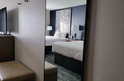 Perham Hotel | Super 8 by Wyndham Perham