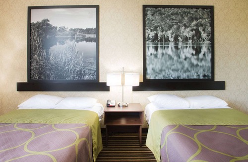 Plattsburgh Hotel | Super 8 by Wyndham Plattsburgh