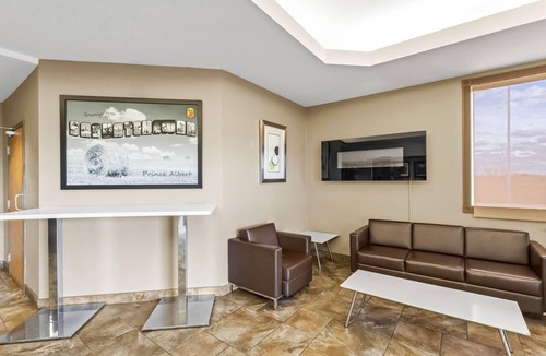 Prince Albert Hotel | Super 8 by Wyndham Prince Albert