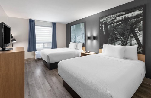Ste. Foy Hotel | Super 8 by Wyndham Quebec City