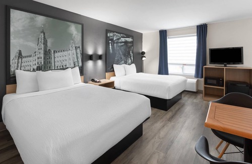 Ste. Foy Hotel | Super 8 by Wyndham Quebec City