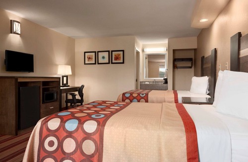 Rahway Hotel | Super 8 by Wyndham Rahway/Newark