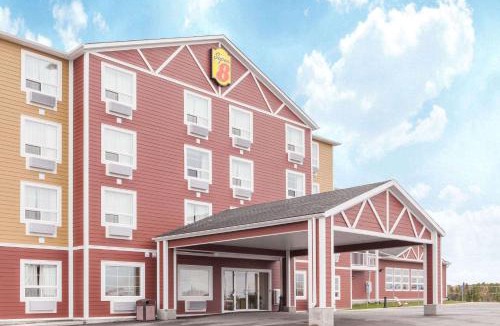 Red Lake Hotel | Super 8 by Wyndham Red Lake ON