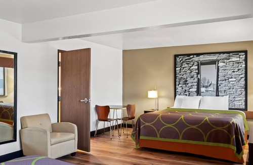 Santa Rosa Hotel | Super 8 by Wyndham Santa Rosa