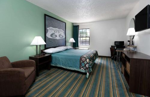 Sapulpa Hotel | Super 8 by Wyndham Sapulpa/Tulsa Area
