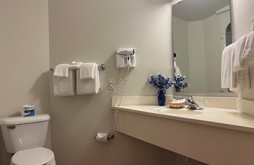 Sidney Hotel | Super 8 by Wyndham Sidney NE