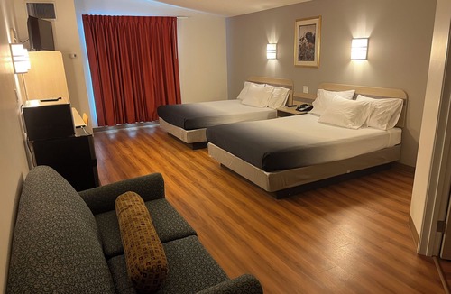 Sidney Hotel | Super 8 by Wyndham Sidney NE