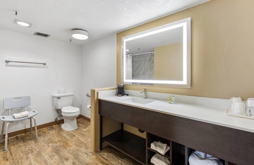 St. George Hotel | Super 8 by Wyndham St. George UT