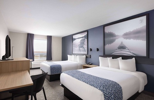 Bellefeuille Hotel | Super 8 by Wyndham St-Jerome