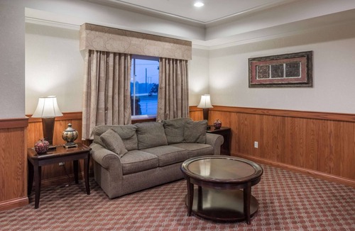 St. Robert Hotel | Super 8 by Wyndham St Robert Ft Leonard Wood Area