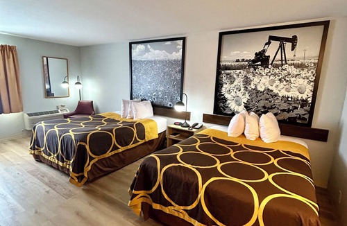 Sterling Hotel | Super 8 by Wyndham Sterling CO