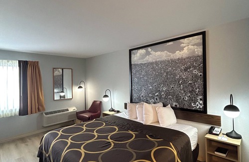 Sterling Hotel | Super 8 by Wyndham Sterling CO