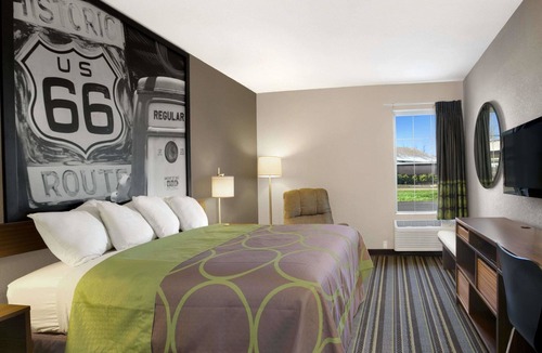 Strafford Hotel | Super 8 by Wyndham Strafford/Springfield Area