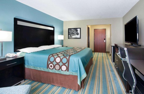 Sulphur Hotel | Super 8 by Wyndham Sulphur