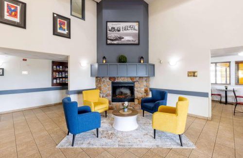 Truro Hotel | Super 8 by Wyndham Truro NS