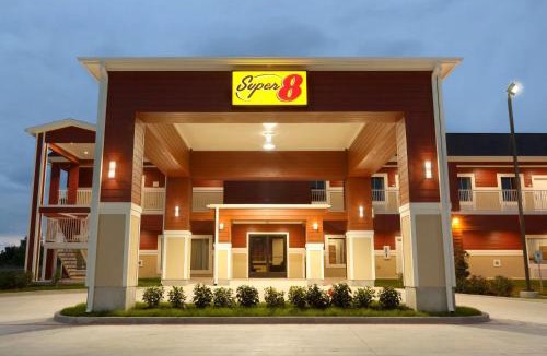 Carrizo Springs Hotel | Super 8 by Wyndham Carrizo Springs