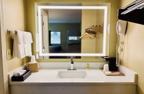 Fort Oglethorpe Hotel | Super 8 by Wyndham Ft. Oglethorpe GA/Chatt TN Area