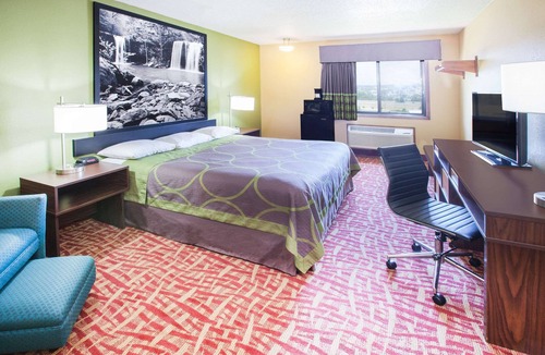 Van Buren Hotel | Super 8 by Wyndham Van Buren/Ft. Smith Area