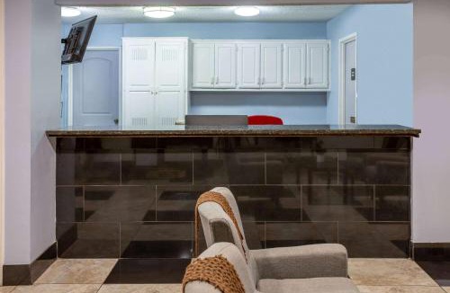 Villa Rica Hotel | Super 8 by Wyndham Villa Rica