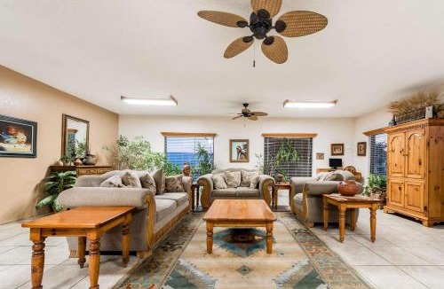Woodway Hotel | Super 8 by Wyndham Waco/Mall area TX