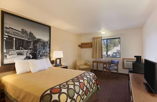 Pinnacles Entrance Badlands Hotel | Super 8 by Wyndham Wall