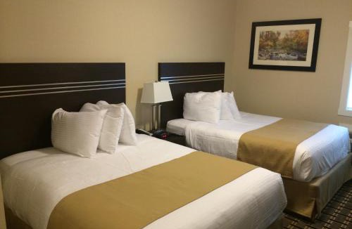 Watrous Hotel | Super 8 by Wyndham Watrous