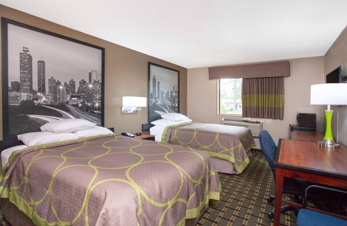 Waycross Hotel | Super 8 by Wyndham Waycross GA