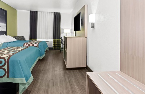 Weatherford Hotel | Super 8 by Wyndham Weatherford