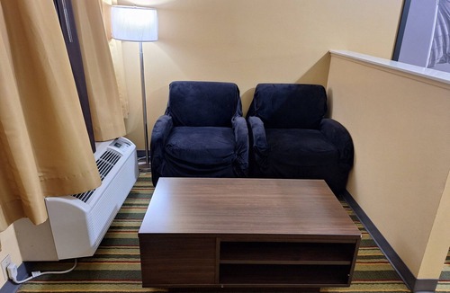 Weslaco Hotel | Super 8 by Wyndham Weslaco
