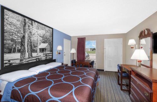 Whiteville Hotel | Super 8 by Wyndham Whiteville