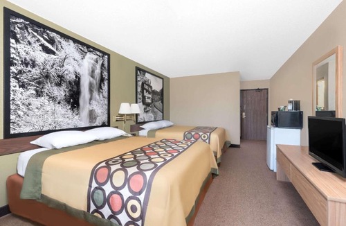 Winner Hotel | Super 8 by Wyndham Winner SD