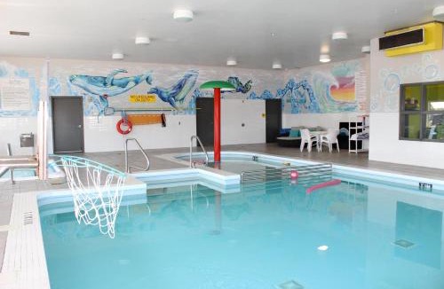 Winnipeg Hotel | Super 8 by Wyndham Winnipeg East MB