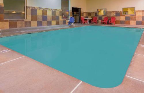 Woodburn Hotel | Super 8 by Wyndham Woodburn