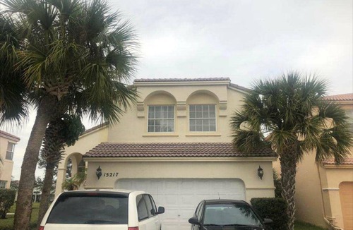 Towngate House | Super Bowl Rentals Available Now