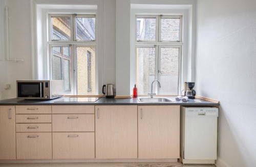Copenhagen City Centre Apartment | Super Central 2BR Apartment in Old Town Copenhagen
