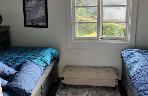 Strawberry Apartment | Super Charming Mill Valley Pied-a-Terre