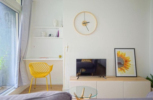 Saint-Lambert Apartment | Super Chic Apt In Paris